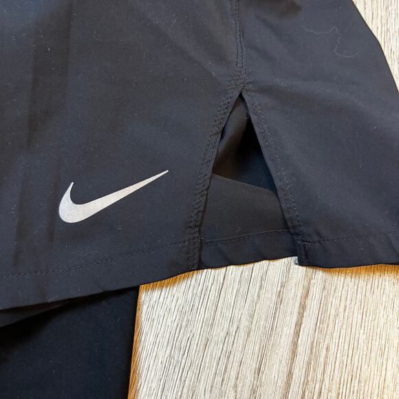 Nike Activewear Shorts Drawstring Waist Black Running Gym Medium - Picture 3 of 6